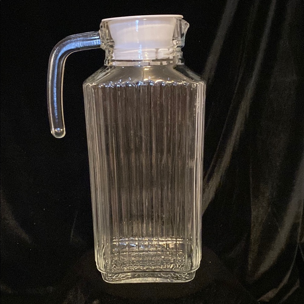 Clear Glass Pitcher with White Lid